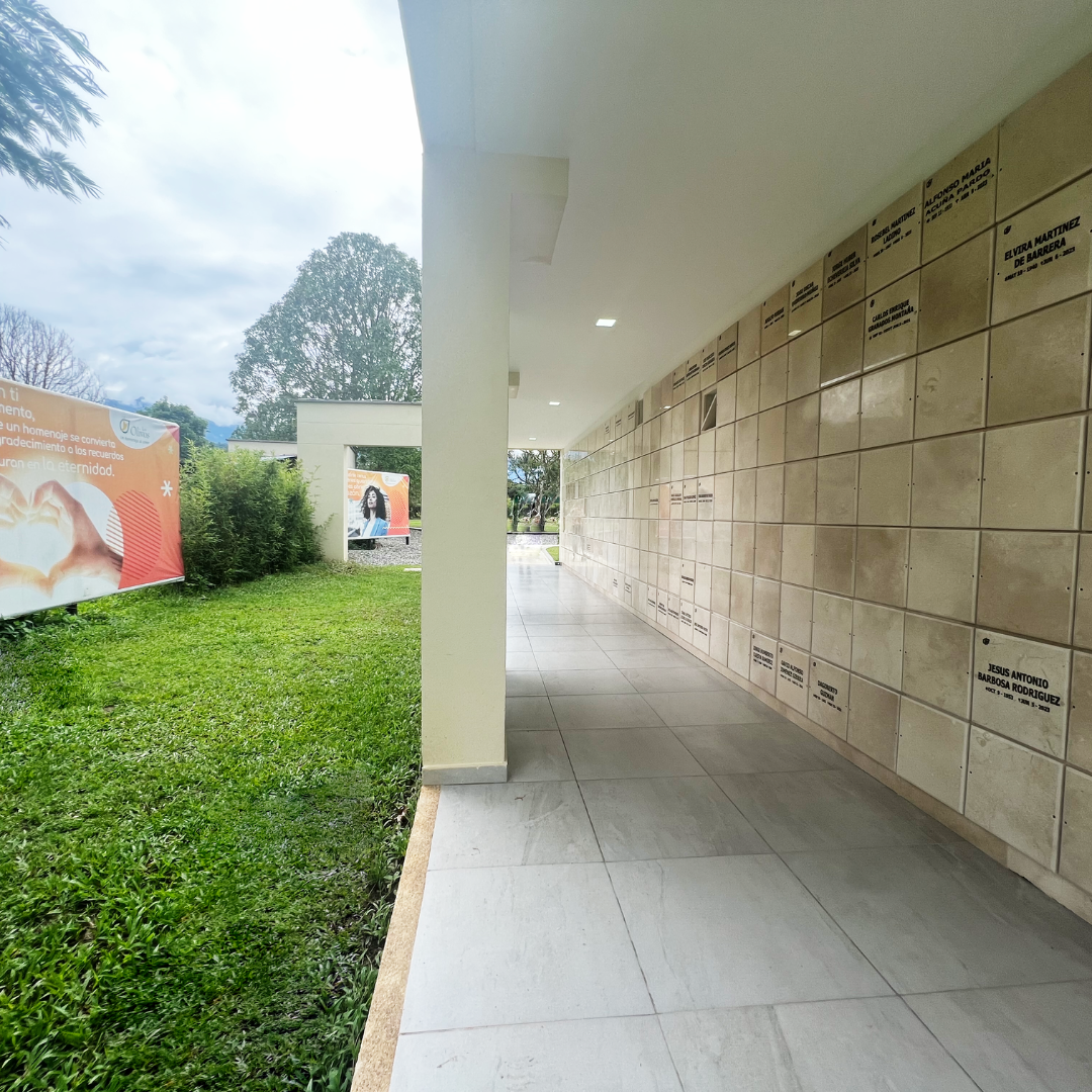 Cementerio Parque Villavicencio - Image 3